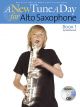 New Tune A Day Alto Sax Book 1: Book & Cd (bennett)